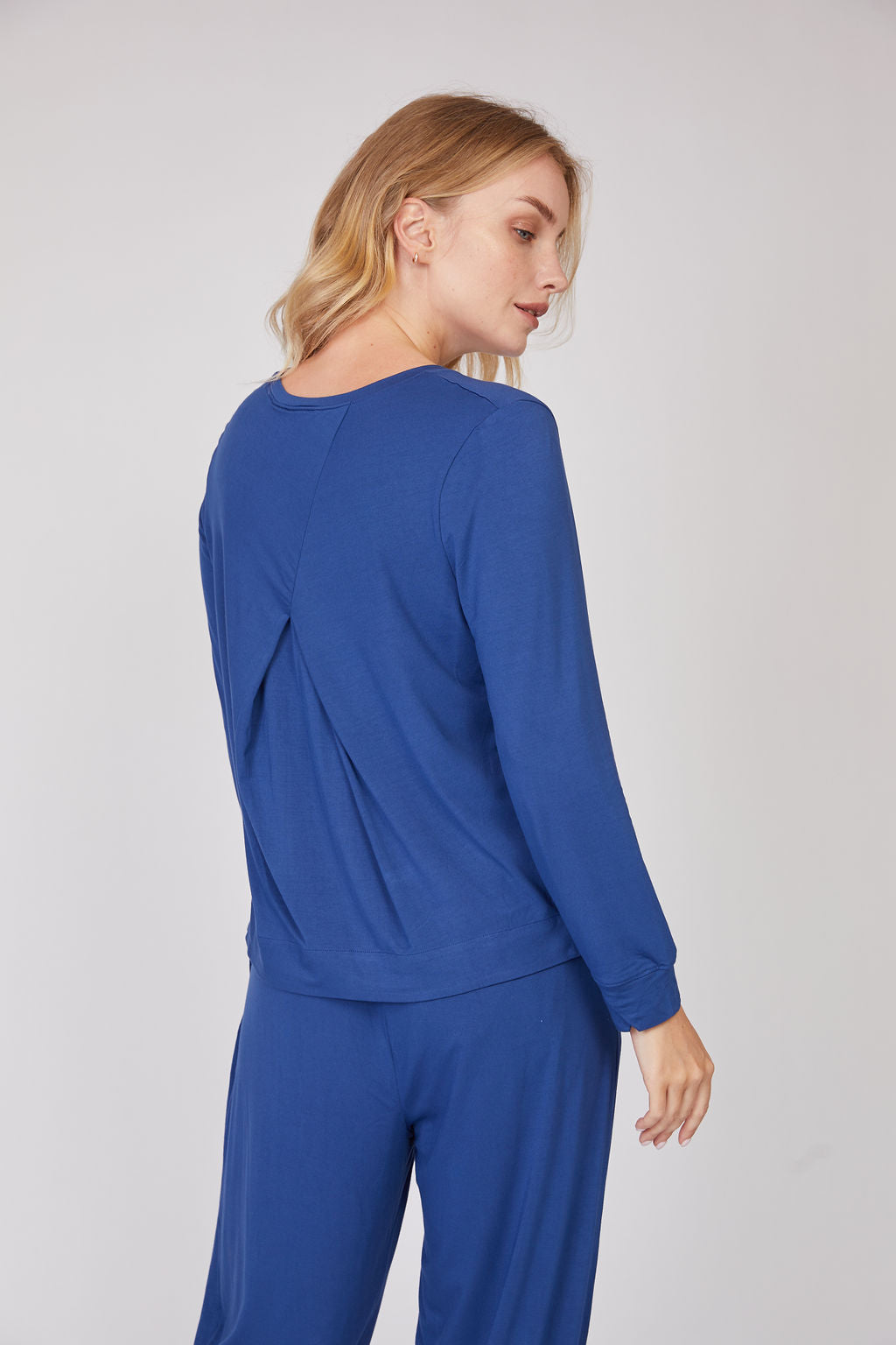 Pleated Back Bamboo Viscose Long Sleeve Top